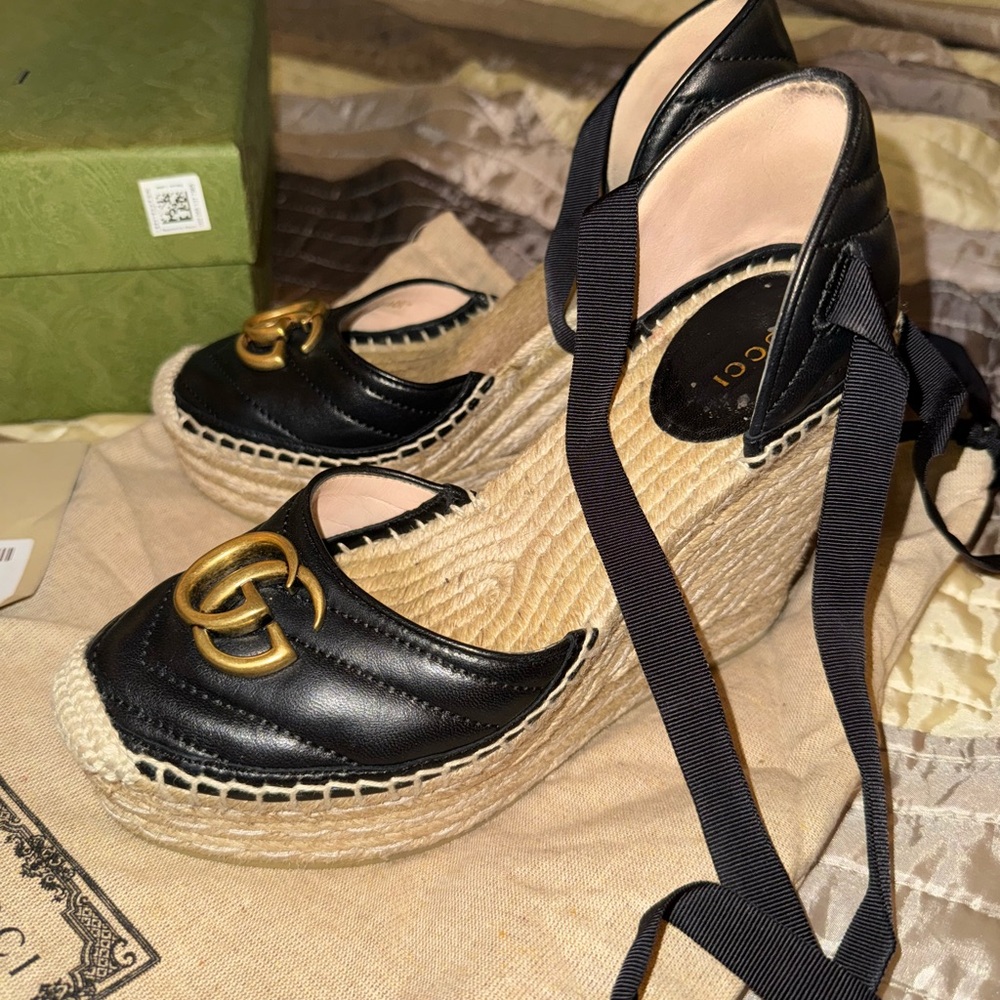 100% authentic Gucci GG Marmont black espadrille wedges worn 2-3 times 37